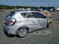 2010 Pontiac VIBE фото