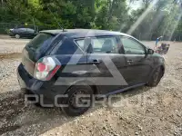 2010 Pontiac VIBE фото