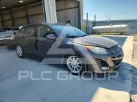 2010 Mazda 3 photo