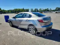 2010 Mazda 3 photo