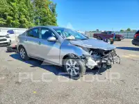 2010 Mazda 3 photo