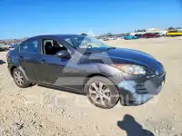 2010 Mazda 3 photo