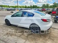 2010 Mazda 3 photo