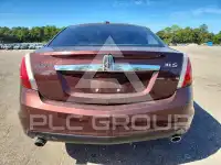 2010 Lincoln MKS photo