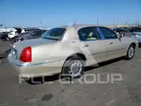 2010 Lincoln Town photo