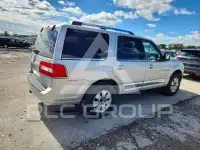 2010 Lincoln NAVIGATOR photo