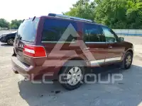 2010 Lincoln NAVIGATOR photo