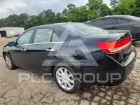 2010 Lincoln MKZ photo