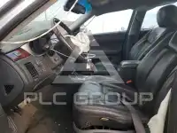 2010 Cadillac DTS фото