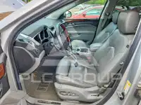 2010 Cadillac SRX photo