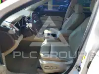 2010 Cadillac SRX фото