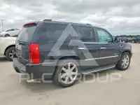 2010 Cadillac ESCALADE photo