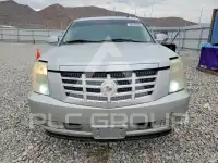 2010 Cadillac ESCALADE photo
