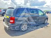 2010 Chrysler Pacifica photo