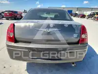2010 Chrysler 300 фото