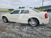 2010 Chrysler 300 photo