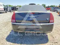 2010 Chrysler 300 фото