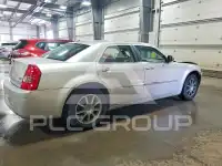 2010 Chrysler 300 фото