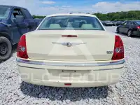 2010 Chrysler 300 фото