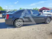 2010 Chrysler 300 photo