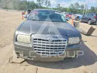 2010 Chrysler 300 photo