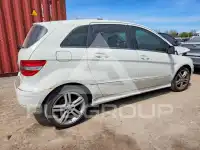 2010 Mercedes Benz B 200 photo