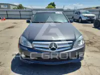 2010 Mercedes Benz C-Class фото