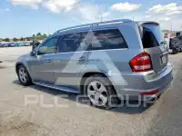 2010 Mercedes Benz GL-Class photo