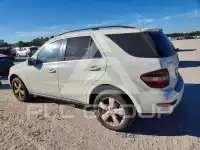 2010 Mercedes Benz ML-Class photo