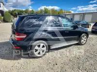 2010 Mercedes Benz ML-Class photo