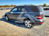 2010 Mercedes Benz ML-Class фото