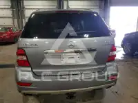 2010 Mercedes Benz ML-Class photo