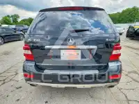 2010 Mercedes Benz ML-Class фото