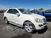 2010 Mercedes Benz ML-Class photo