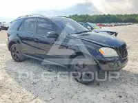 2010 Mercedes Benz ML-Class photo