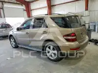 2010 Mercedes Benz ML-Class photo
