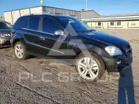 2010 Mercedes Benz ML-Class фото