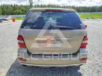 2010 Mercedes Benz ML-Class photo