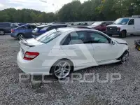 2010 Mercedes Benz C-Class photo