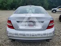 2010 Mercedes Benz C-Class фото