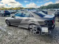 2010 Mercedes Benz E-Class photo