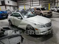 2010 Mercedes Benz E-Class фото