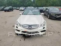 2010 Mercedes Benz E-Class photo