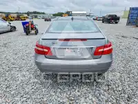 2010 Mercedes Benz E-Class фото