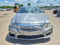 2010 Mercedes Benz E-Class photo
