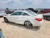2010 Mercedes Benz E-Class photo
