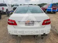 2010 Mercedes Benz E-Class фото