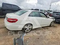 2010 Mercedes Benz E-Class фото
