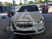 2010 Mercedes Benz E-Class фото