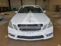 2010 Mercedes Benz E-Class photo